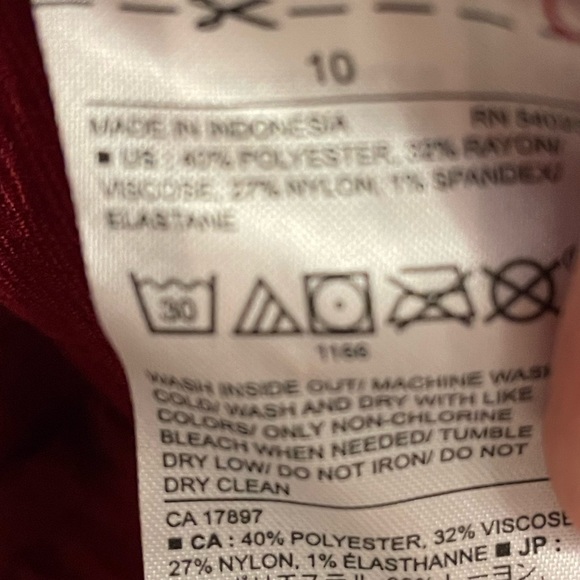 Like new ruffle dress - Picture 5 of 5